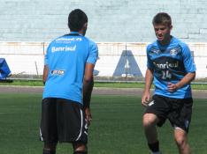  Vinicius Rebello  /