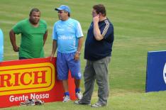  Flavio Neves  /