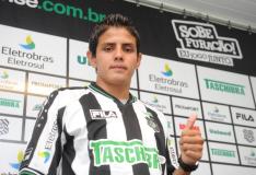 Flvio Neves/