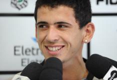 Flvio Neves/