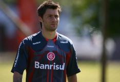Lucas Uebel, Vipcomm /