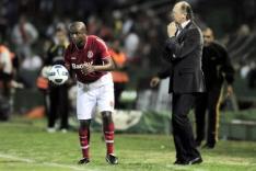  Alexandre Lops, Divulgao Inter  /