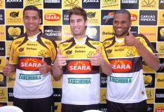 Mauricio Vieira / 