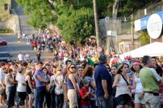 Abertura dos portões atrasou e obrigou fãs a aguardar na fila - Daniela Xu