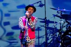 Zeca Baleiro no show Calma A,Corao/Divulgao