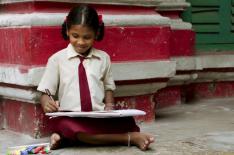 10x10act.org Educate Girls,Change the World/Divulgao