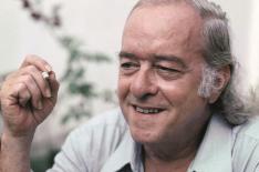 Universal�/�Divulga��o