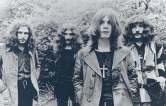 Castle Communications�/�Divulga��o