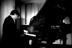 G Gondin�/�Divulga��o