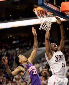Tom Mihalek, AP /