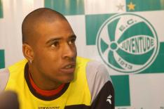 Atleta n&atilde;o se reapresentou no Juventude para o treino da tarde desta quinta-feira - Roni Rigon