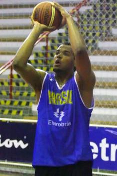 Gaspar Nbrega, divulgao/