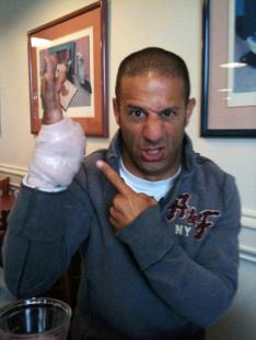 divulgao, www.twitter.com/tonykanaan/