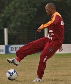 Carlos Insaurriaga, Divulgao /