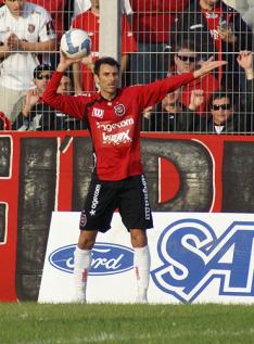 Divulgao, Carlos Insaurriaga / 