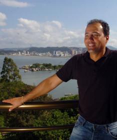 Flvio Neves/