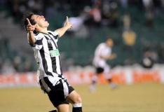 Flvio Neves/