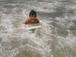 Aproveitando o mar em Cap�o da Canoa