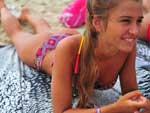Neste ver�o, Carolina Baiocchi descobriu os dreads e escolheu as cores da Jamaica
