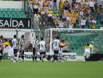 Bola no fundo da rede e alegria tricolor no Scarpelli