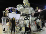 Academia Samba Puro homenageou a ex-gari Rozeli da Silva