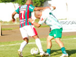Falta  que originou o primeiro gol em cima de Tobias      