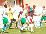 Bola na rea e gol do Concrdia