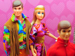 O casal em verso hippie na dcada de 1970