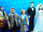 Love me tender: colees temticas de Elvis Presley, Frank Sinatra e do filme Grease, entre outros 