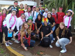 Sou uma aluna do 3� Ensino M�dio do Col�gio Evang�lico Panambi, popularmente conhecido como CEP. Como muita gente sabe, Panambi n�o teve feriado de carnaval, o que revoltou muitos estudantes, como eu. Na manh� do dia 08/03, resolvemos nos fantasiar para uma pequena