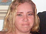 Joana Xavier de Souza Lisboa, 33 anos, est desaparecida desde o dia 13 de maro, quando saiu da Praia de Canasvieiras, Norte da Ilha de Santa Catarina. Informaes: (48) 9913-0919, (48) 9957-2147 ou 0800-643-1407.