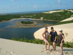 Genipabu, Rio Grande do Norte - Soraia Hosch, Fabiana Fiedler e Dulcen�ia Butke, de Blumenau, em fevereiro de 2011.