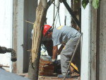Detalhes que a exploso causou na Rua Curt Hering
