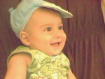 Olha esse jeitinho de sapeca!  contagiante, n? Bernardo, desejo que voc seja muito feliz e que Deus te ilumine sempre. Beijos da titia que te ama muito, Andreia.