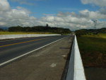 Ponte sobre o ribeiro Arraial, em Ilhota.