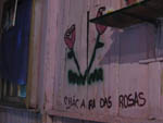 Smbolo do quilombo  pintado na parede da sede da associao