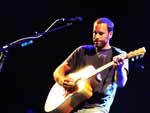 Jack Johnson cantou para a plateia de 12 mil pessoas na noite de quinta-feira, em show no Gigantinho