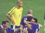 Sem poder contar com um Ronaldo 100%, a Seleo Brasileira perdeu da Copa do Mundo de 1998 a final por 3 a 0 para a Frana