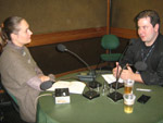 Reprter Nestor Tipa Jnior entrevista presidente da Fundao Gaia, Lara Lutzemberger