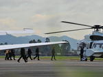 Dilma chegando no aeroporto de Navegantes