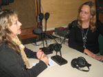 Rejane Costa conversa com a primeira redatora do programa Campo e Lavoura