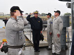 O comandante do Grupamento de Patrulha Naval do Sul, capito de fragata Jeferson, chega ao Trito