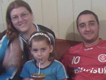 Cassiana Rebellato: "Um grenal em casa... Gr�mio 2x1 Inter! Cassi, Gigio e Isabella, em Itapema - SC #horadomate"