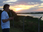 Daniel Henrique Kreutz: "Imagem tirada nas depend�ncias do 17� Batalh�o de Fronteira, do Pantanal, em Corumb� - MS, ao fundo o Rio Paraguai e Pantanal. Obtida durante a participa��o no Projeto Rondon - Opera��o Arara Azul"