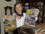 Nascida em Blumenau, Marianne Horwatitsch, 80 anos, aprecia as belezas do Vale do Itaja. Guardou com carinho os cadernos Nosso Vale, encartados no Santa de 28 de novembro de 2003 e de 30 de novembro de 2004. Para ela, o contedo  um registro do desenvolvimento da regio que tanto ama. Marianne lamenta que a enchente tenha penalizado o povo trabalhador do Vale. Ela acompanhou as notcias atravs do Santa.