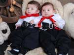 Jo�o Gabriel e Jo�o Pedro, os gauchinhos g�meos de quatro meses de idade, s�o o orgulho dos pais Jo�o Vitor Druzina e Beatrice Batista