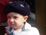 Jo�o Batista Machado: "Esta foto � do meu filho Artur Facco Machado, com 2 anos assistindo o desfile farroupilha em Teut�nia"