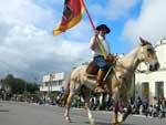 No total, 500 cavalarianos passaram pela Rua Ernesto Alves, no centro de Santa Cruz do Sul