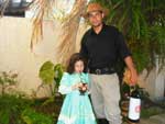 Carlos Alexandre: "Minha filha Sarah Pasche pilchada em uma apresenta��o que fiz de uma dan�a gauchesca aqui em Curitiba"