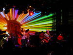 Cores e luzes fizeram a plateia viajar